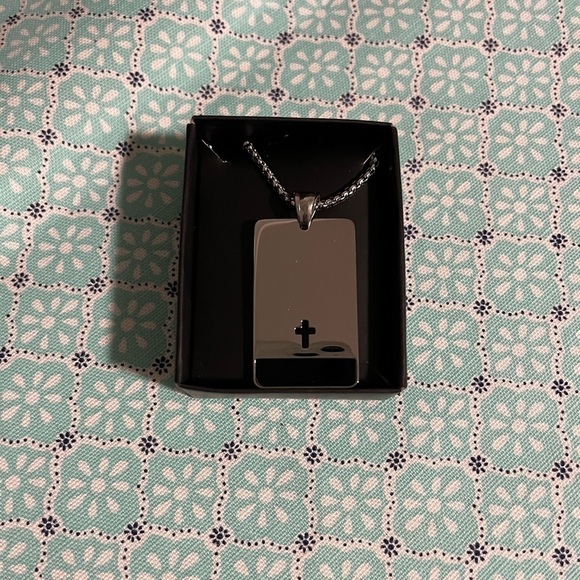 NEW Avon Men's Stainless Steel Onyx Spiritual Necklace, Perfect for Engraving! - Picture 4 of 9